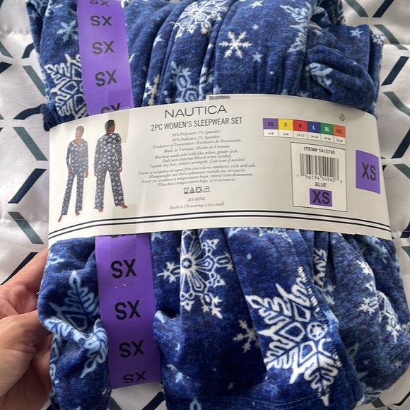 Nautica Women's 2 Piece Fleece Pajama Sleepwear Set XS - Picture 6 of 6